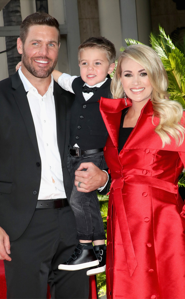 Carrie Underwood's Son Makes Surprise Appearance at Star Ceremony | E! News